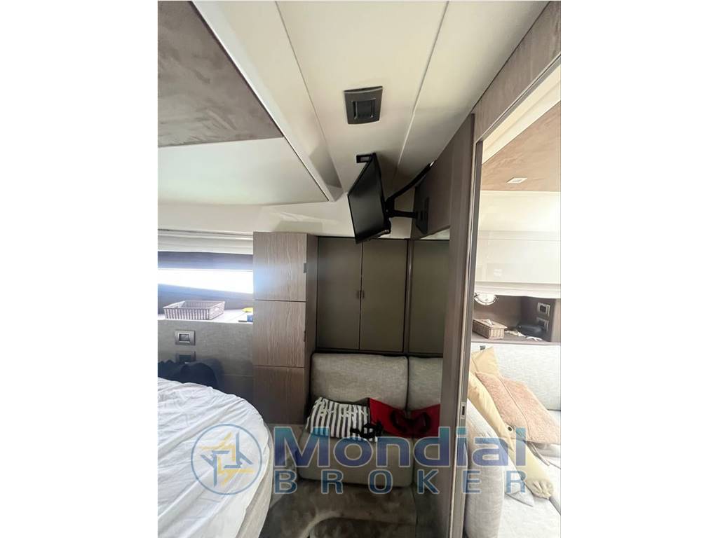 Cranchi M44 ht