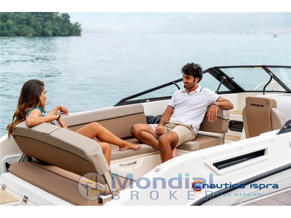 Quicksilver Activ 675 cruiser
