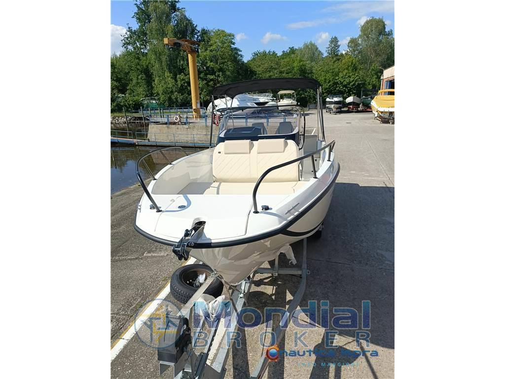 Quicksilver 705 open
