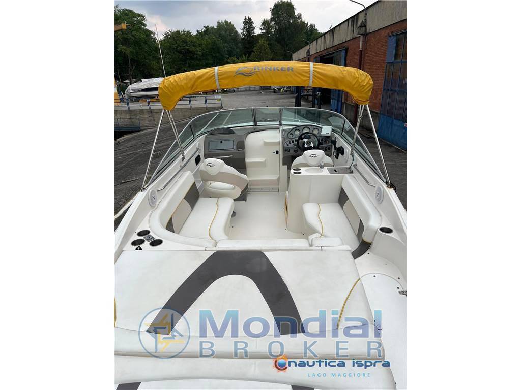 Rinker Captiva 262 cuddy