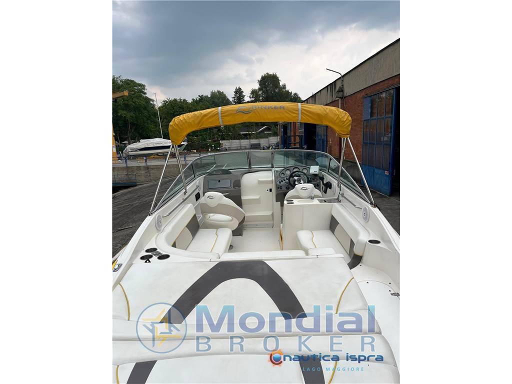Rinker Captiva 262 cuddy