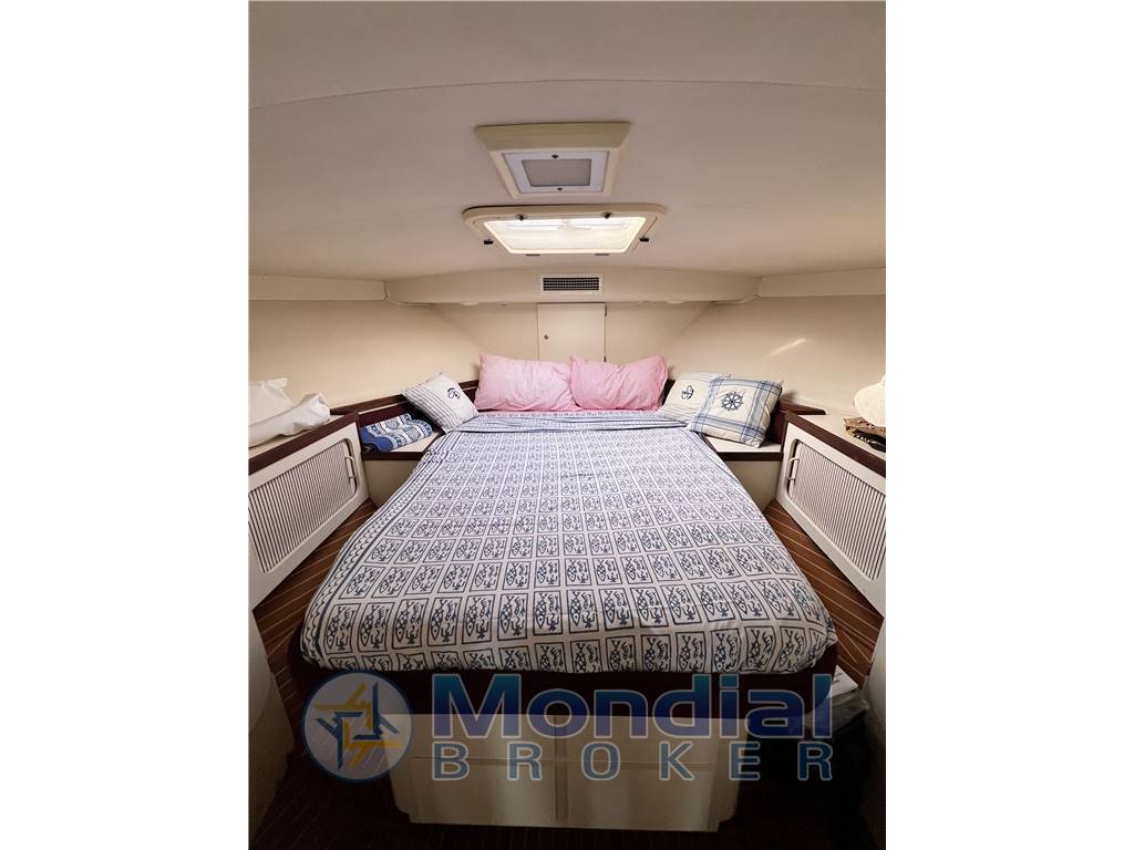 Hatteras 38'