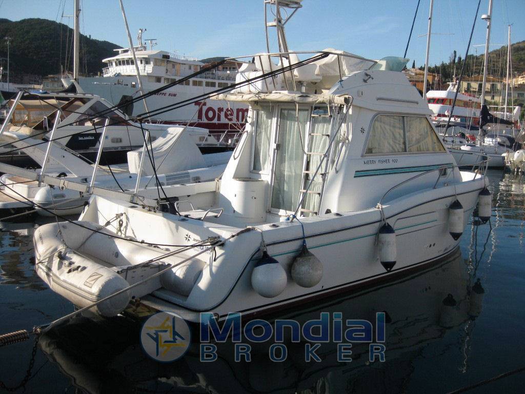 Jeanneau Merry fisher 900