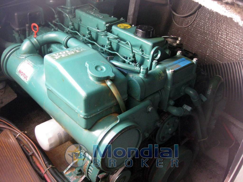 Jeanneau Merry fisher 900