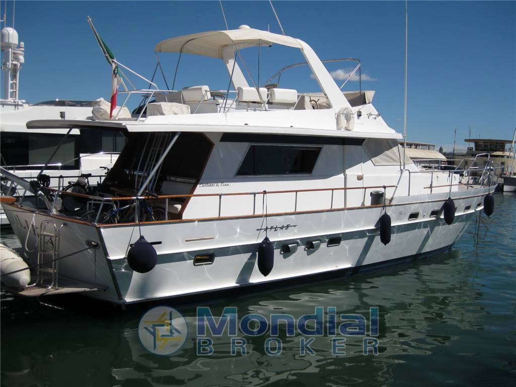 Cantieri di pisa Atlas 17