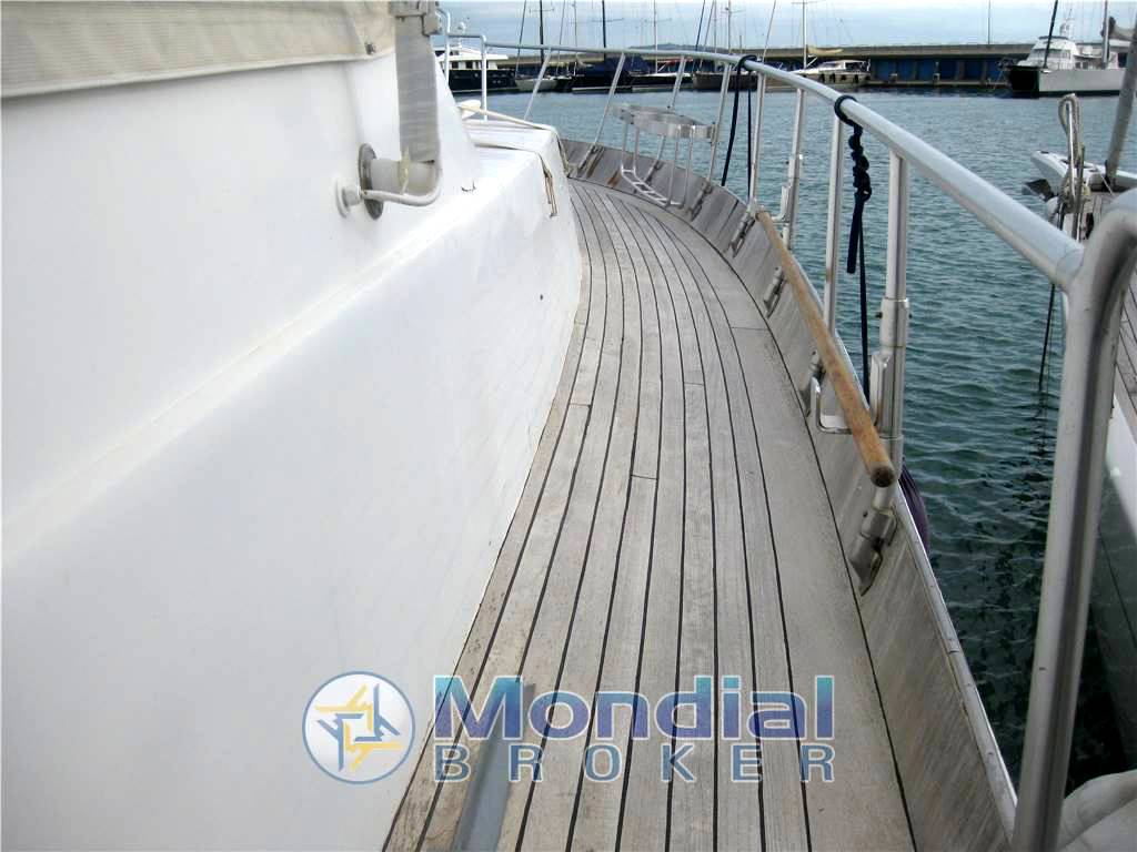 Cantieri di pisa Atlas 17