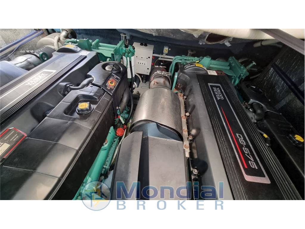 Cranchi Mediterranee 47 ht