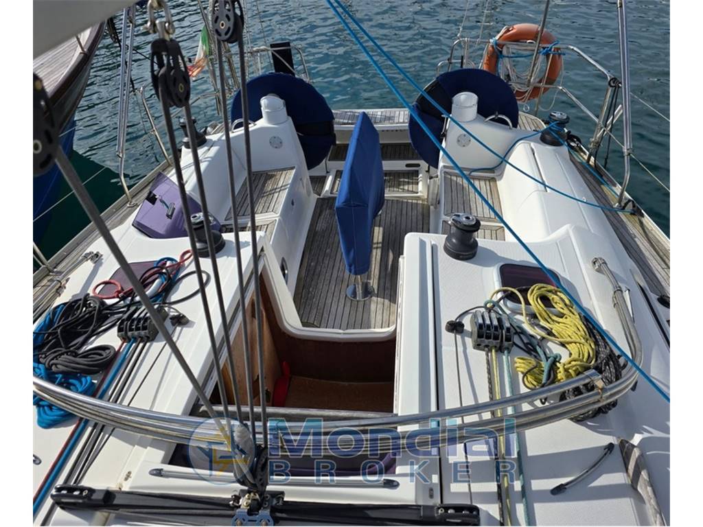 Dufour yacht 385 grand large