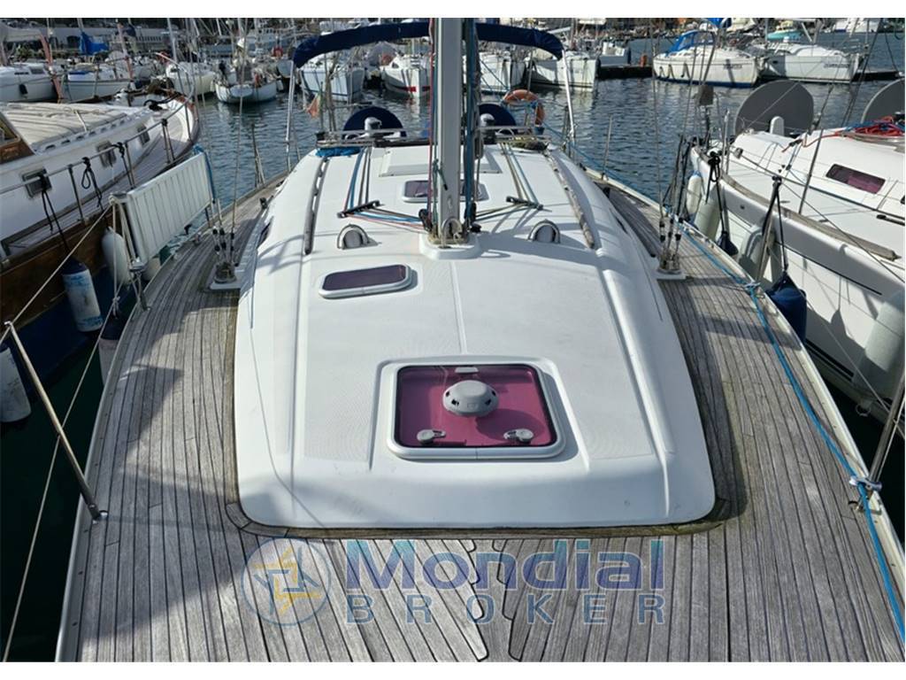 Dufour yacht 385 grand large