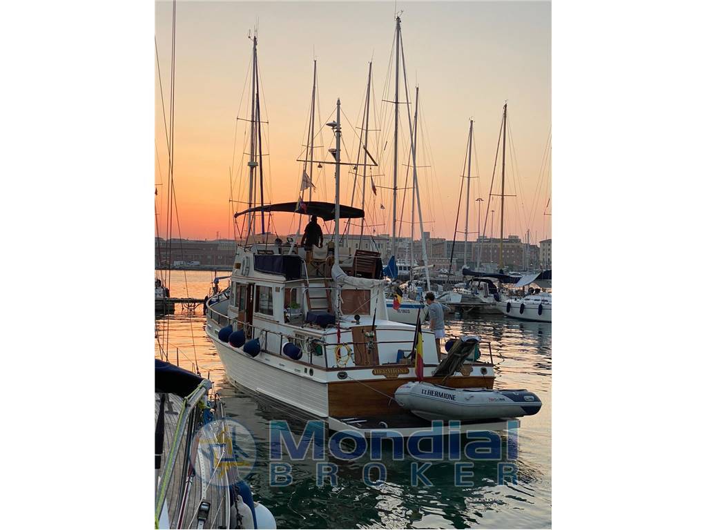 Grand banks 42 classic