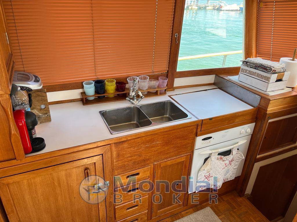 Grand banks 42 classic