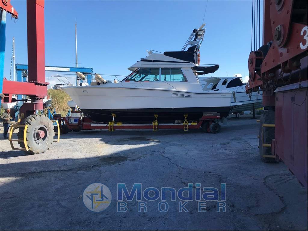 Riviera aus 35 fly blue water