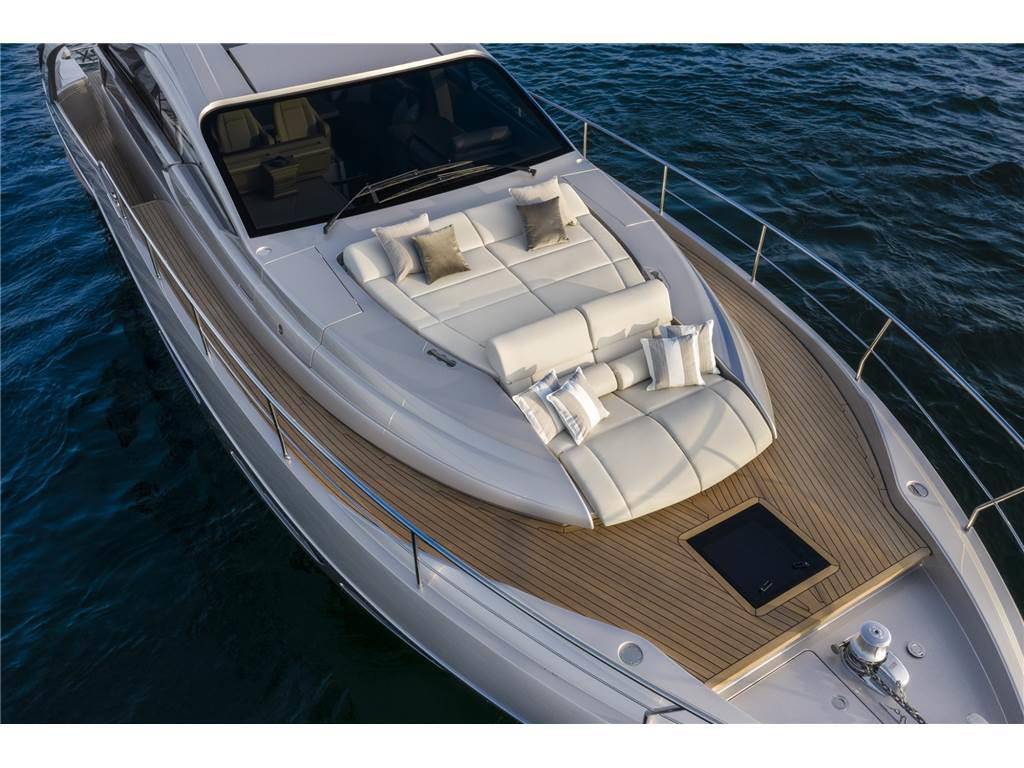 Pershing 7x