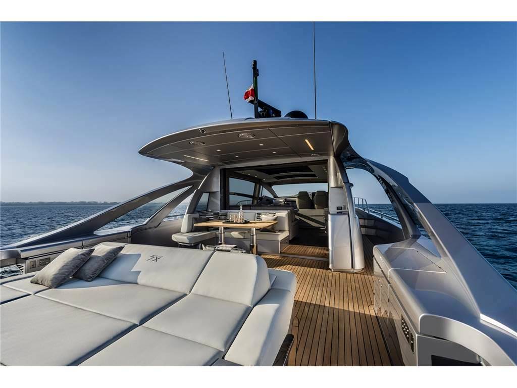 Pershing 7x