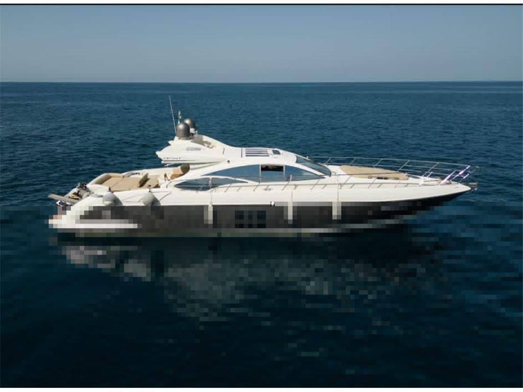 Azimut 68s