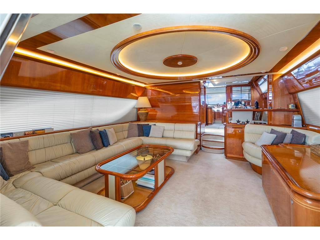 Ferretti yachts Ferretti 810