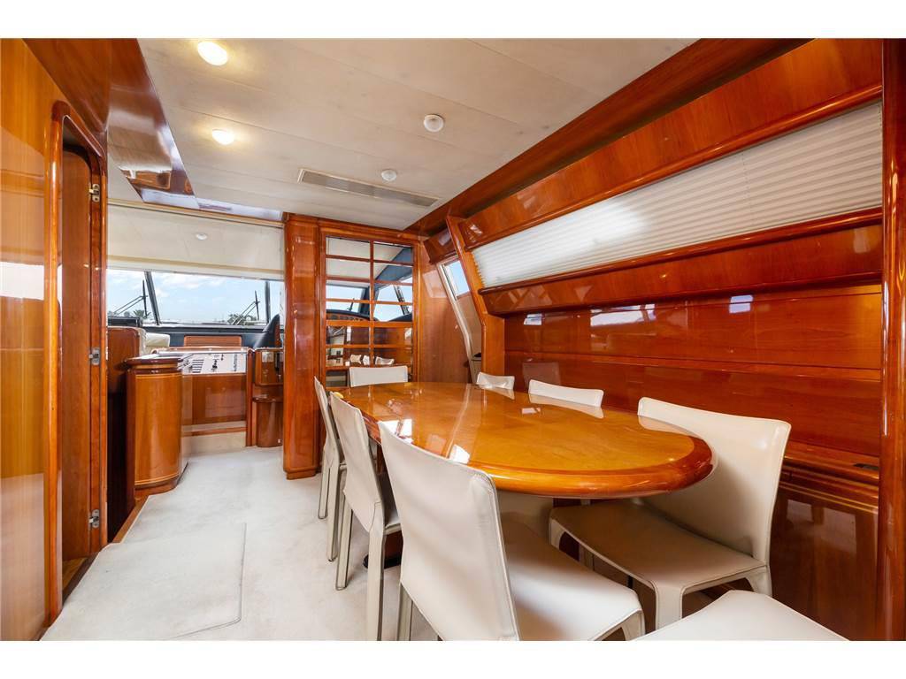 Ferretti yachts Ferretti 810