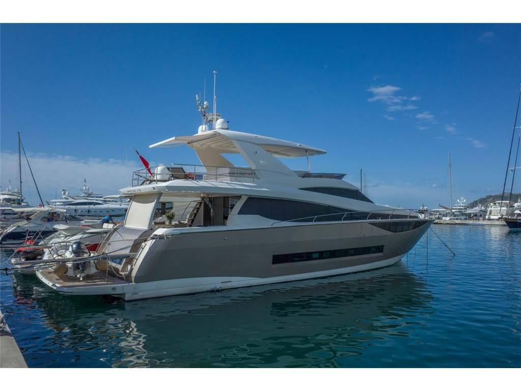 Prestige 750