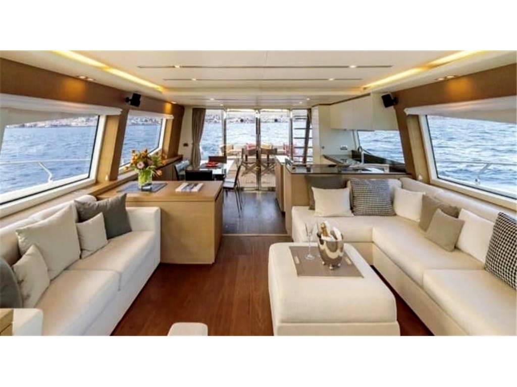 Prestige 750