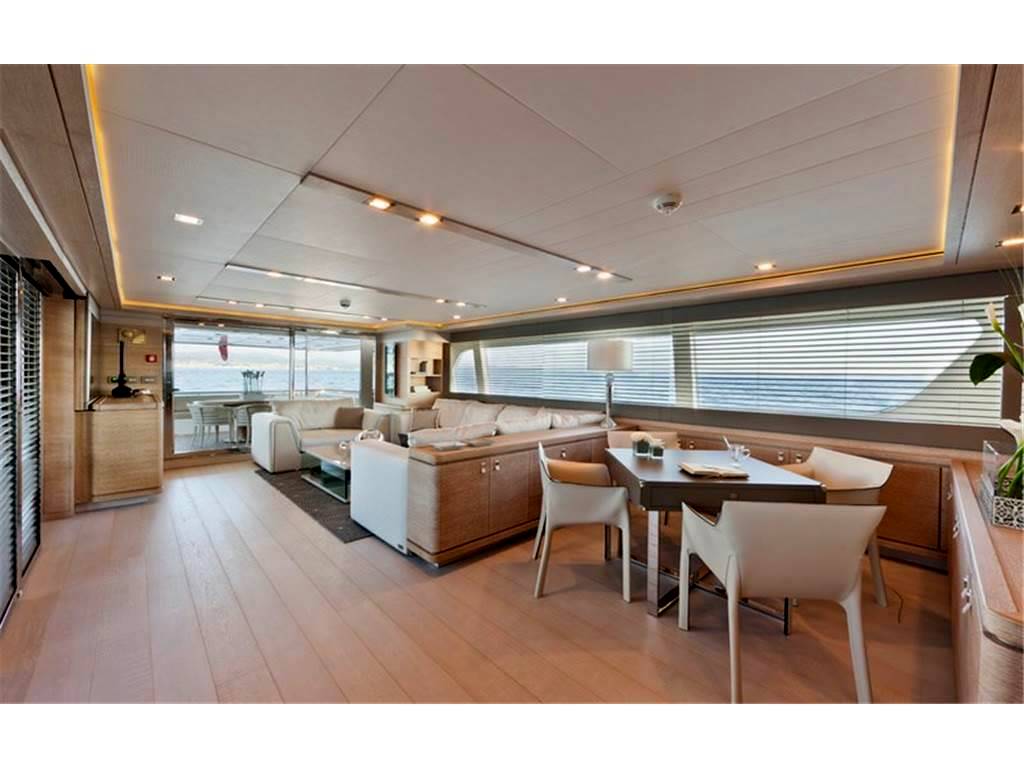 Custom line Navetta 33 crescendo