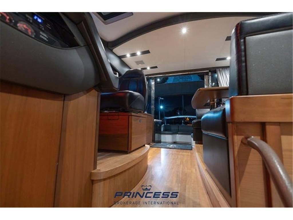 Princess yachts V 48