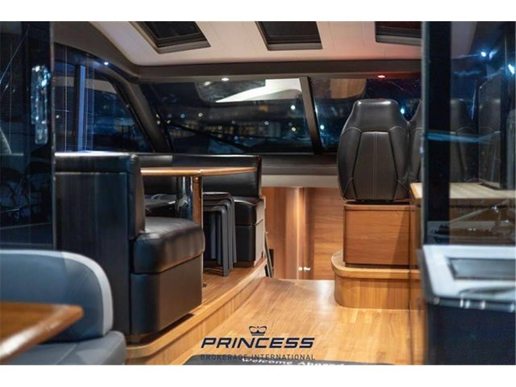 Princess yachts V 48