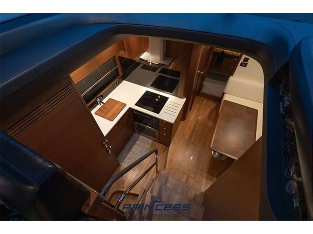 Princess yachts V 48