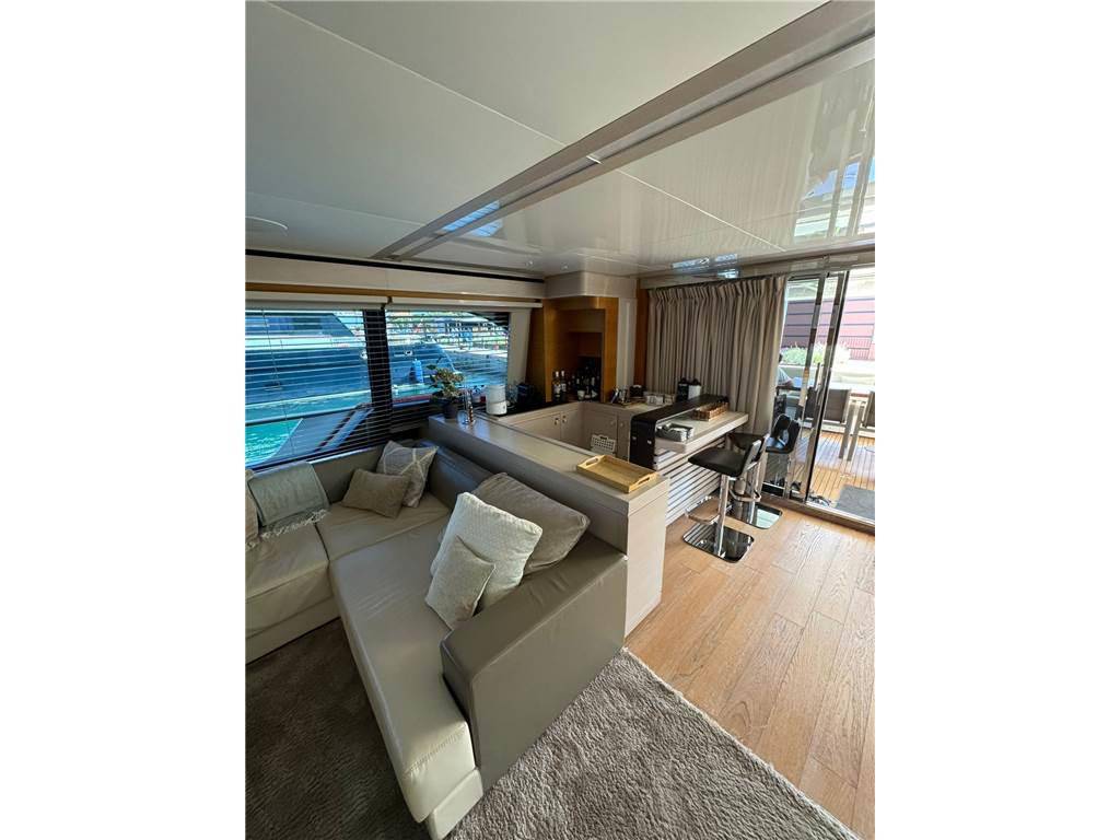 Custom line Navetta 28