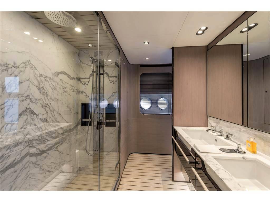 Azimut Grande 27 metri