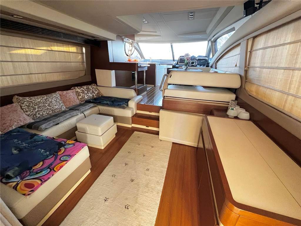Azimut 54 flybridge