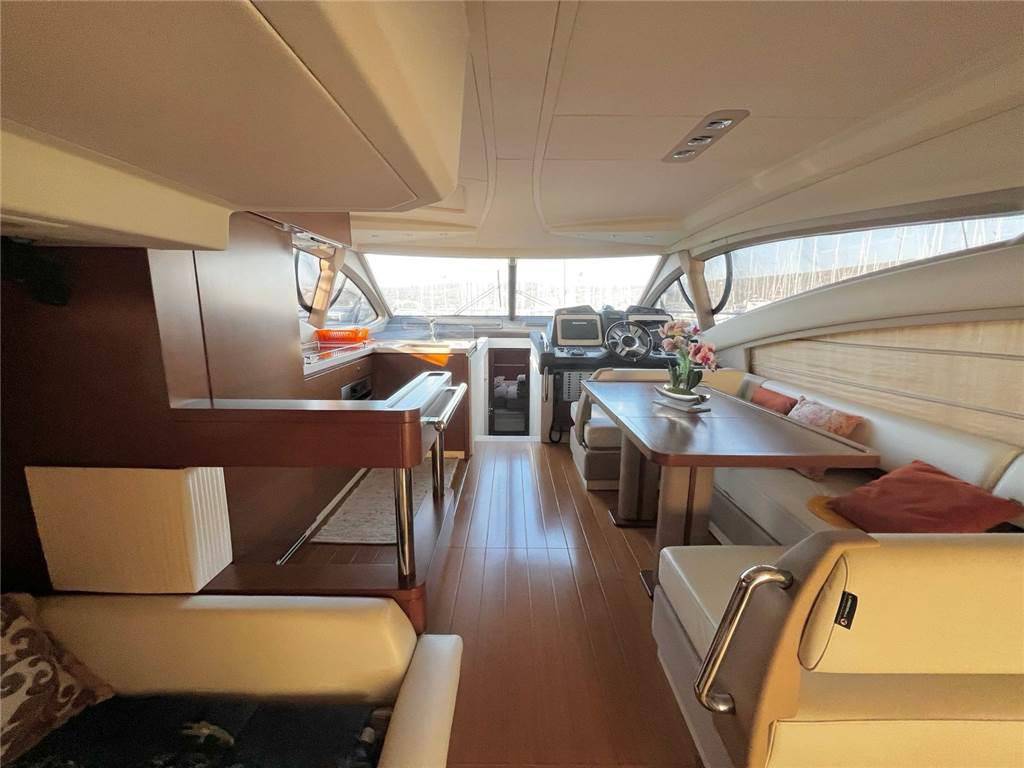 Azimut 54 flybridge