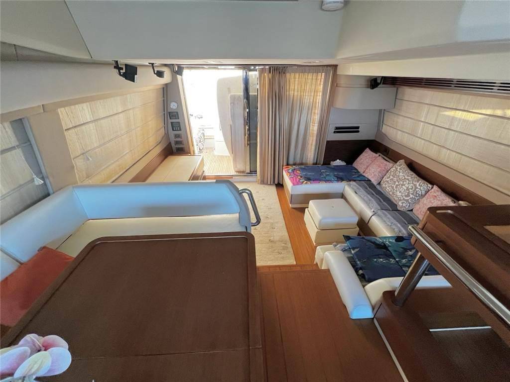 Azimut 54 flybridge