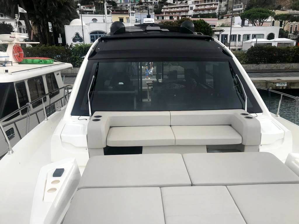 Cranchi E 52s