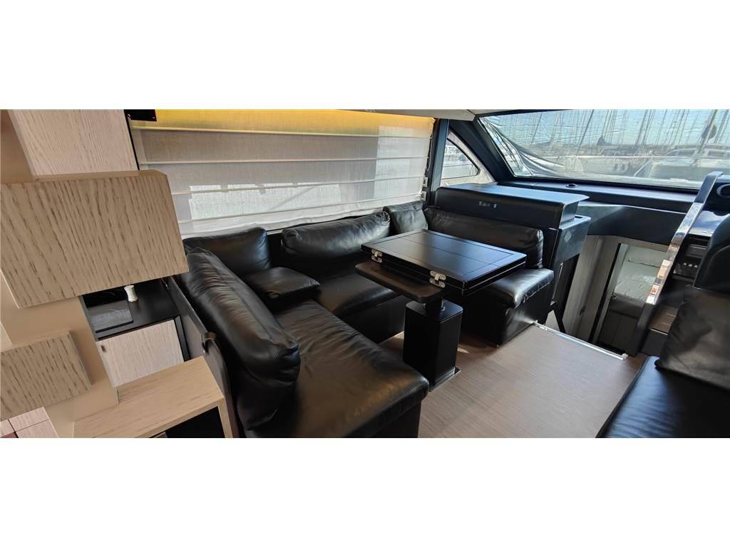 Cranchi E 52s