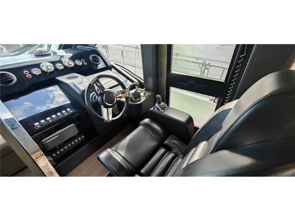 Cranchi E 52s