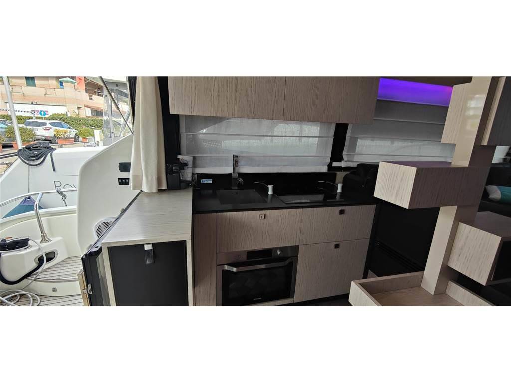 Cranchi E 52s
