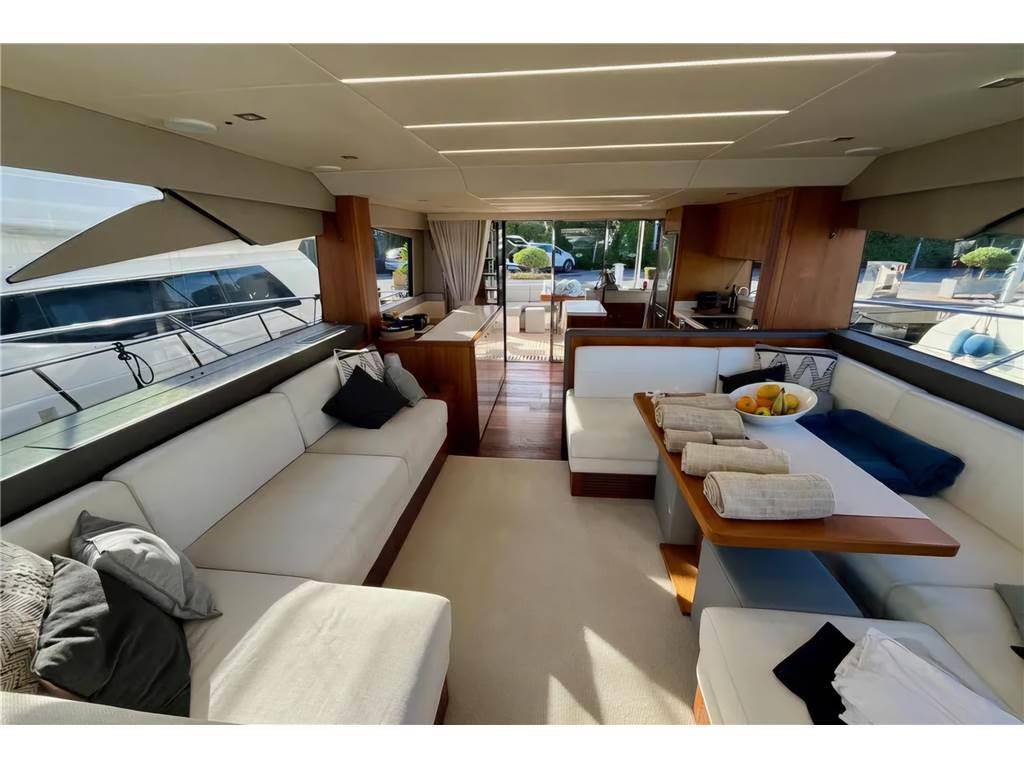 Sunseeker Manhattan 66