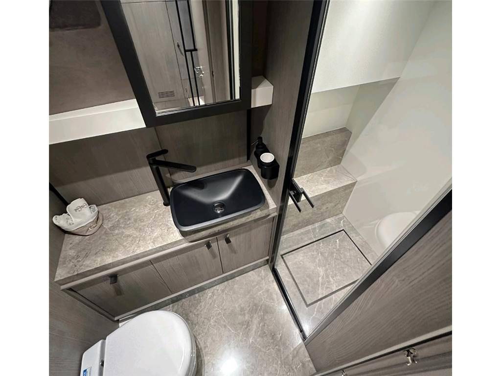 Cranchi A46 luxury tender
