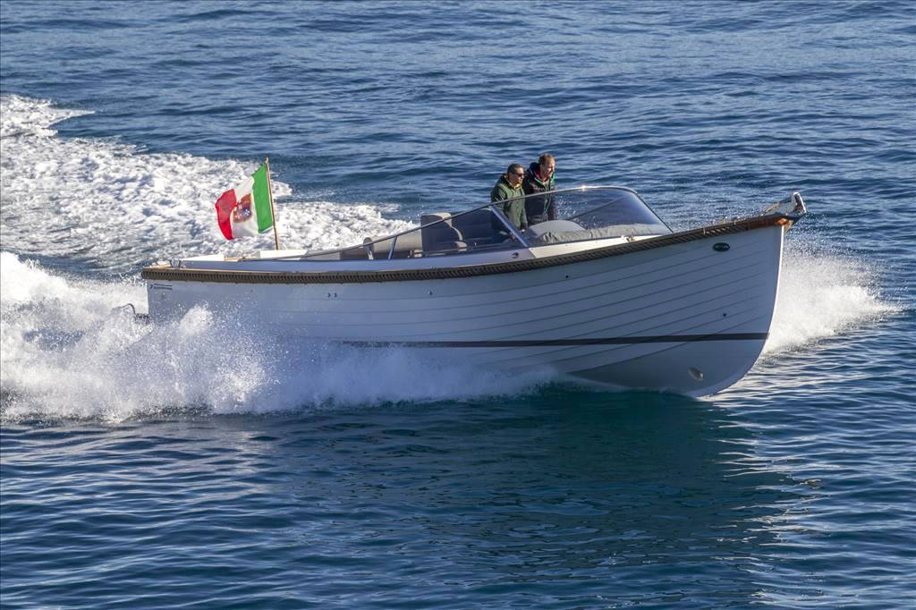 Cantiere mussini Paraggina tender line