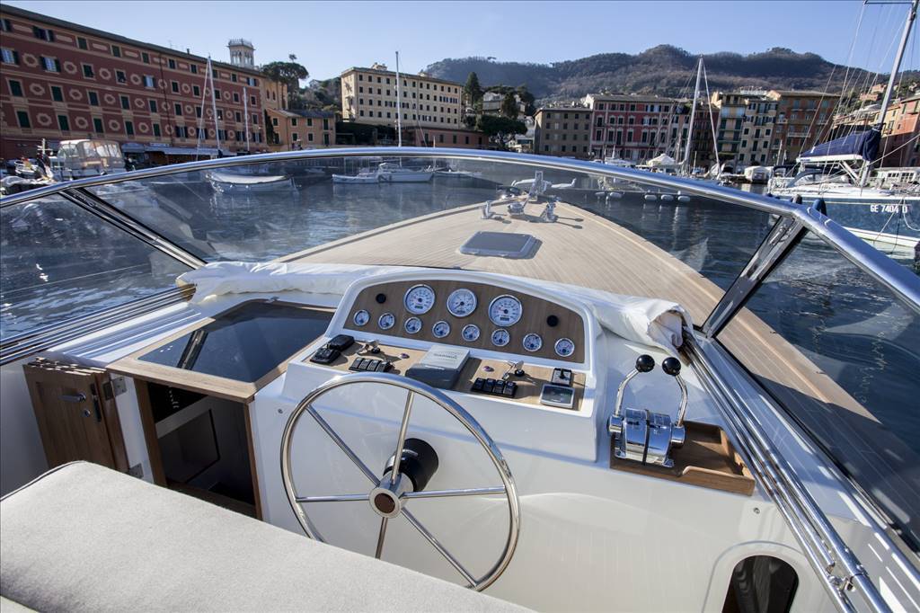 Cantiere mussini Paraggina tender line