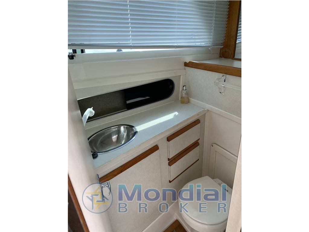 Blackfin yacht corp. 29' flybridge