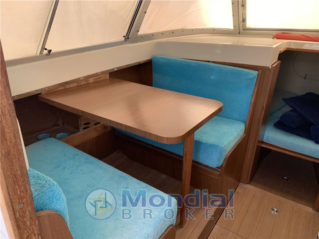 Bertram yacht 31' sport fisherman