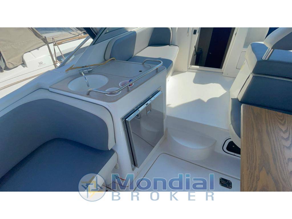 Larson boats Cabrio 330