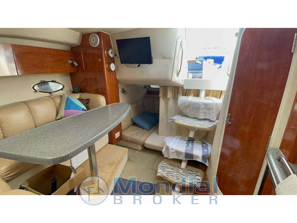 Larson boats Cabrio 330