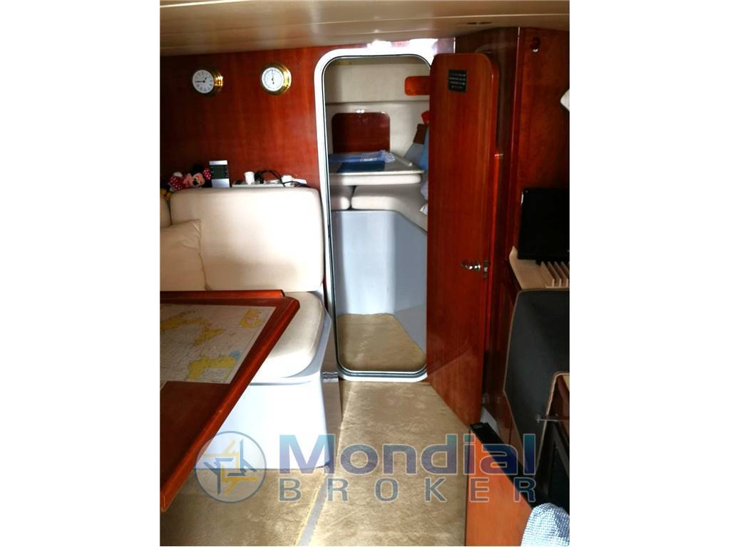 Azimut Az 29
