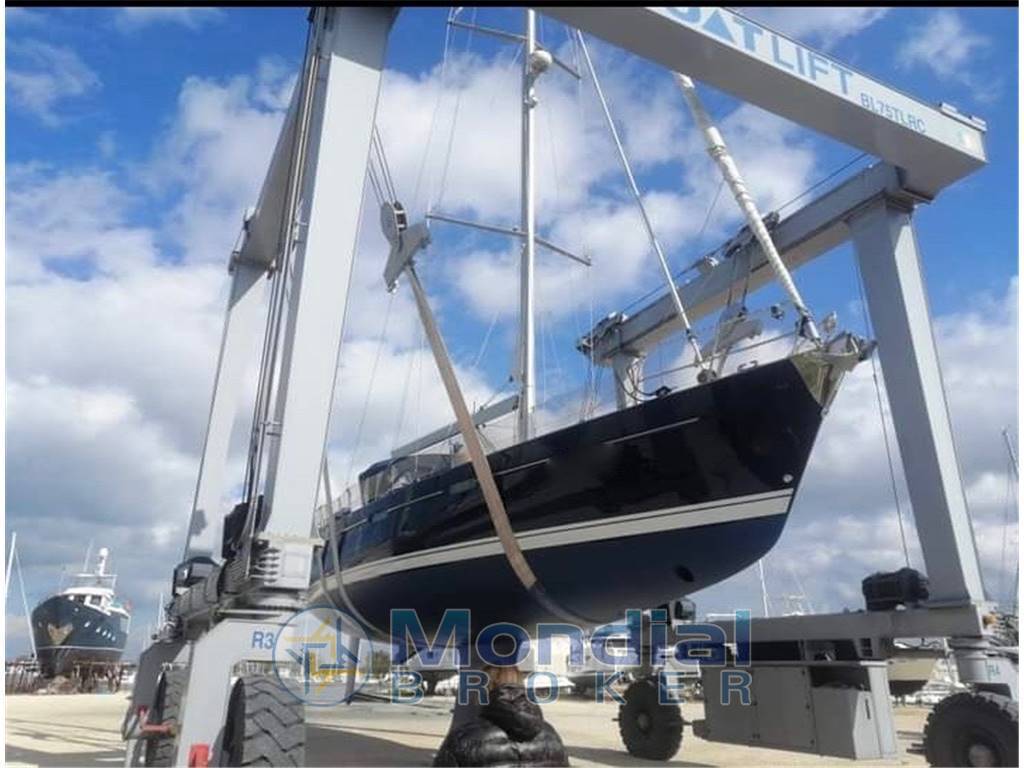 Beneteau 57