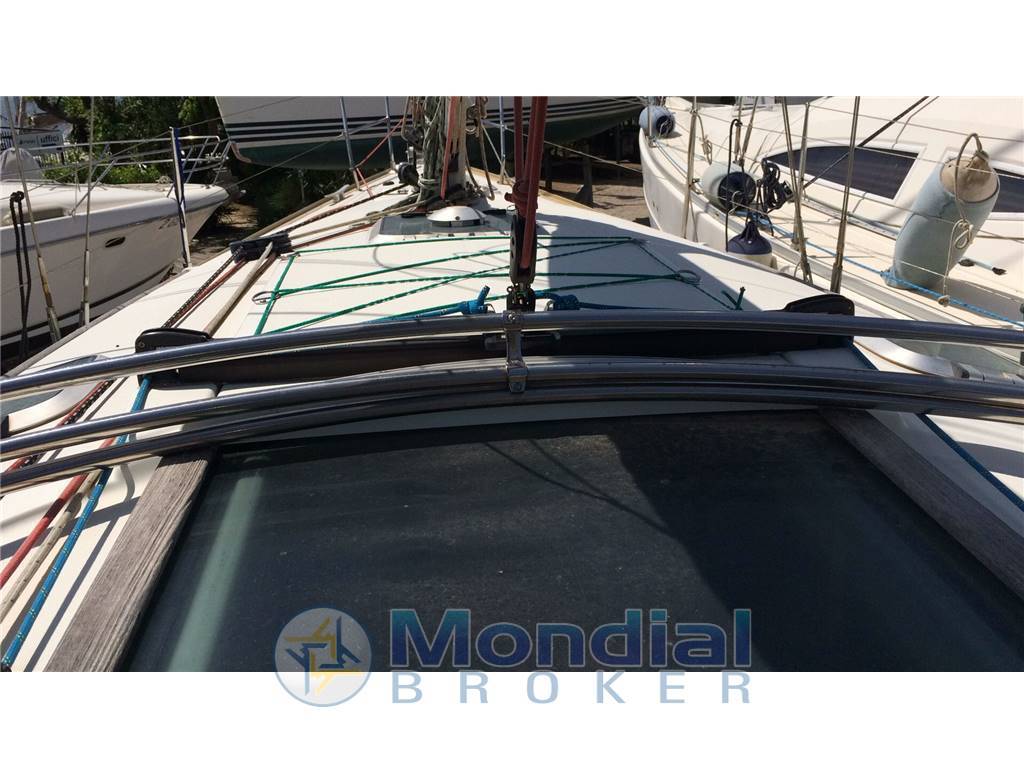 Jeanneau Sun odyssey 35