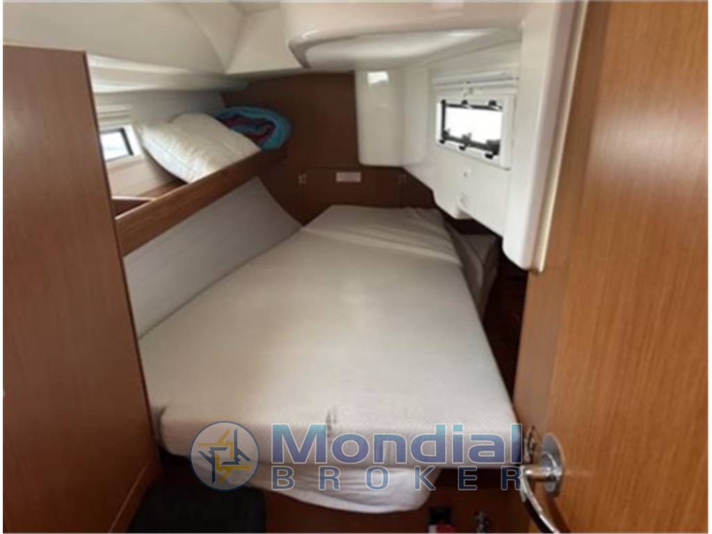 Bavaria Cruiser 33