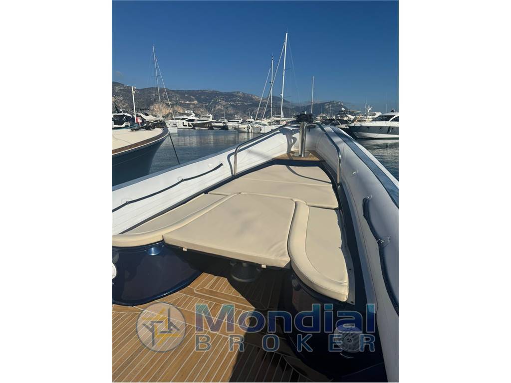 Sea water Convertible 430