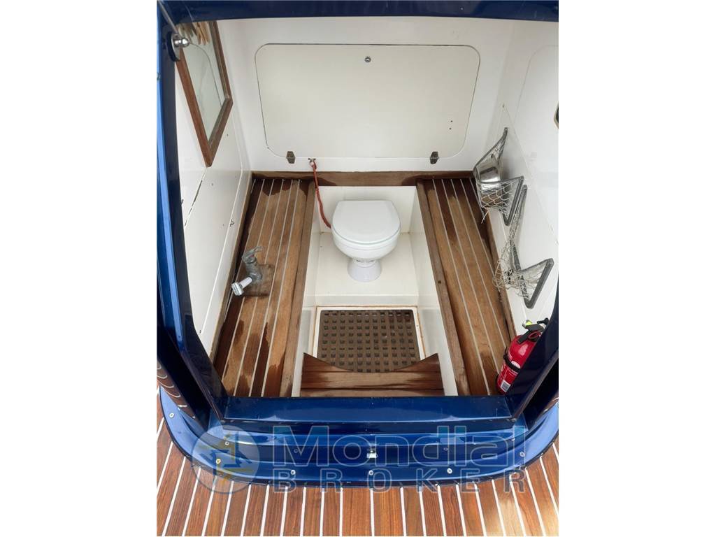 Sea water Convertible 430